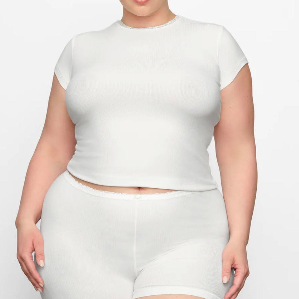 Skims soft lounge lace tshirt